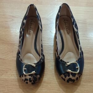 Abella Black and Brown Flats Versatile Loafers